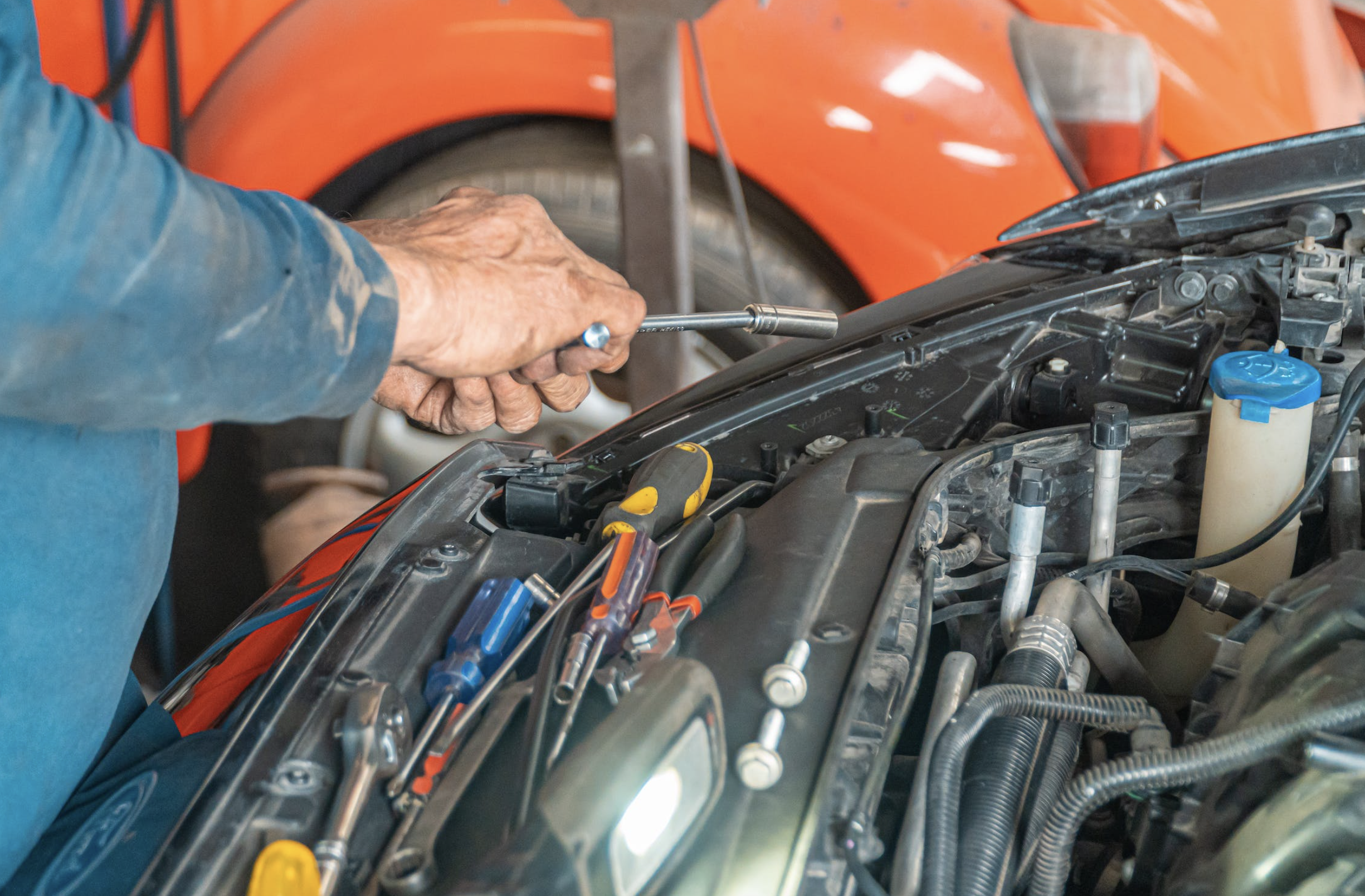 this image shows mobile mechanic services in Bellevue, WA